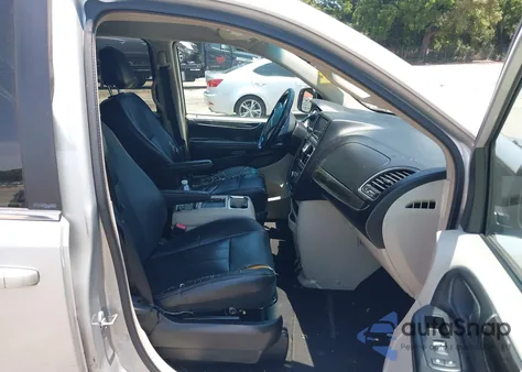 2012 Chrysler Town & Country Touring from USA, damaged, VIN 2C4RC1BG3CR279646